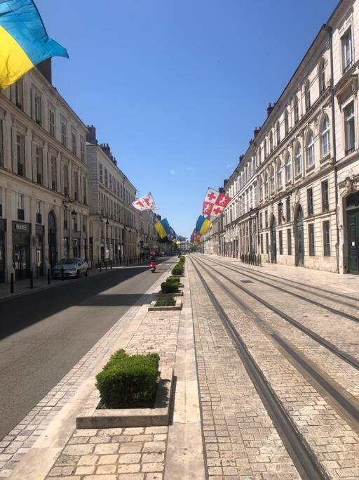Le Domremy F2 Au Coeur D'orleans Apartamento